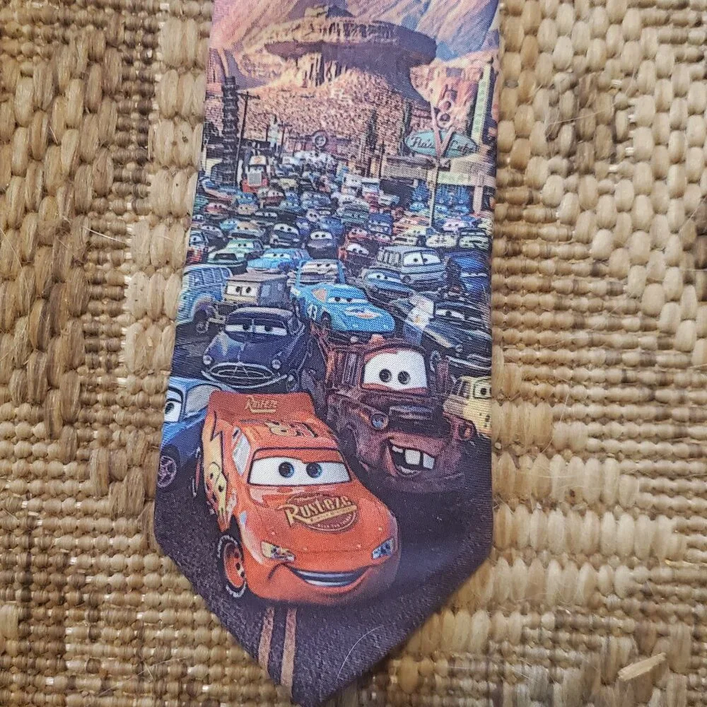 Boys Disney tie Cars 4-7